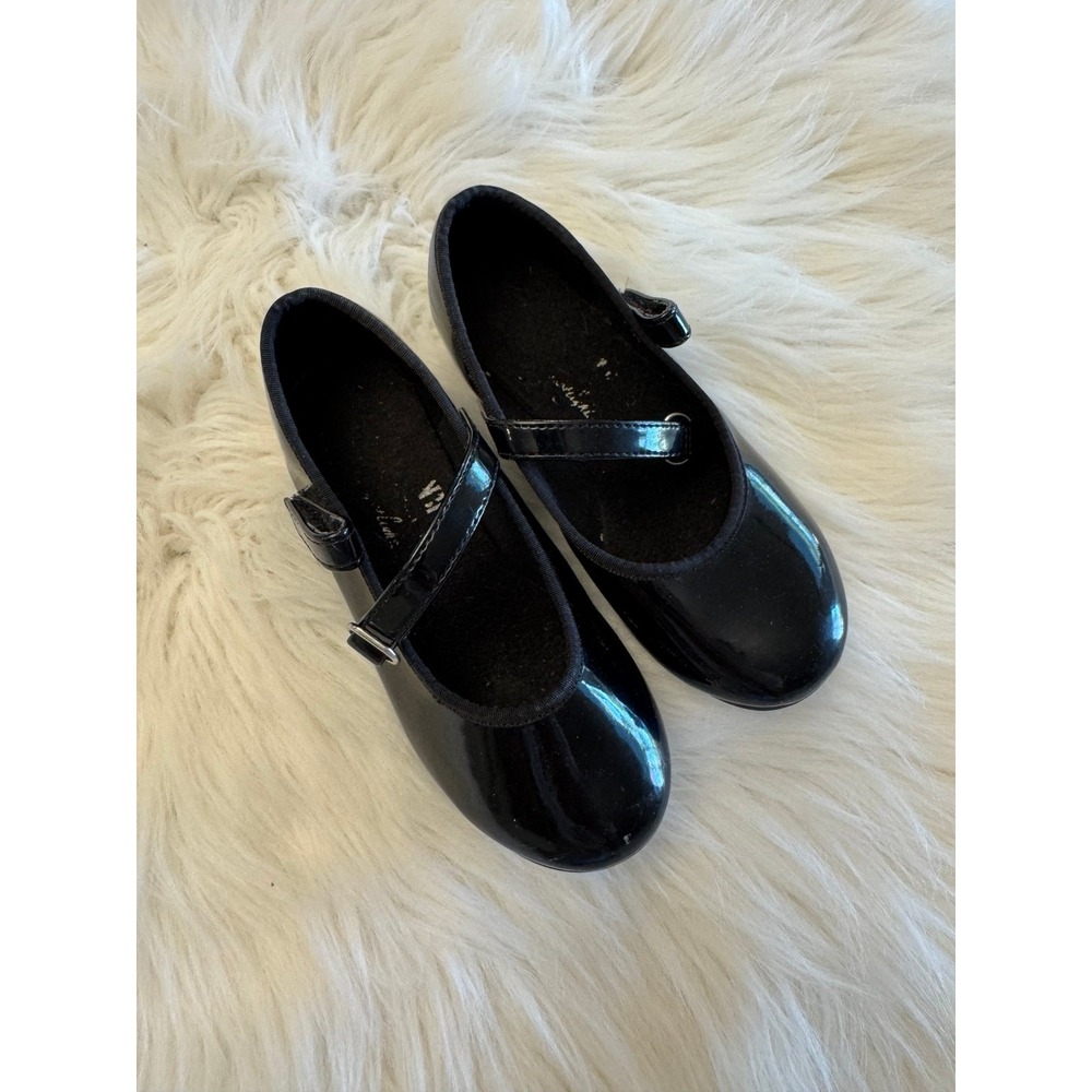 Tap shoes toddler size 8 GUC‎